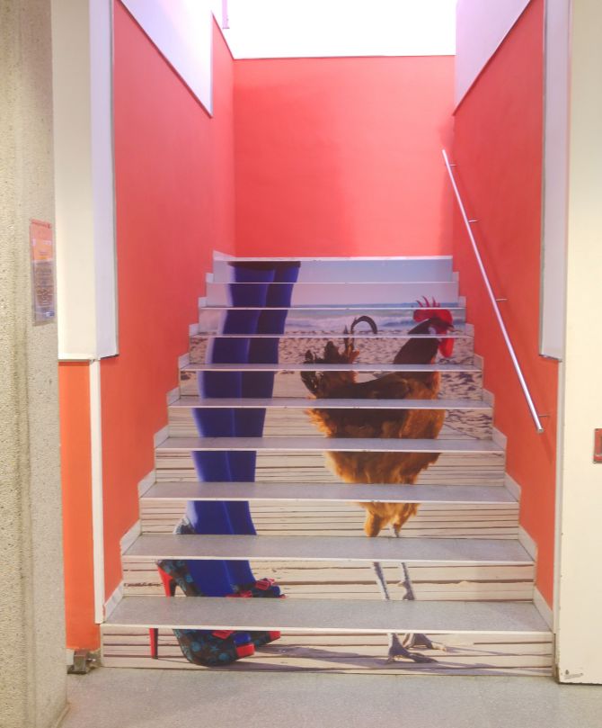 Vinilo para escaleras, Instalaciones de vinilo y rotulación